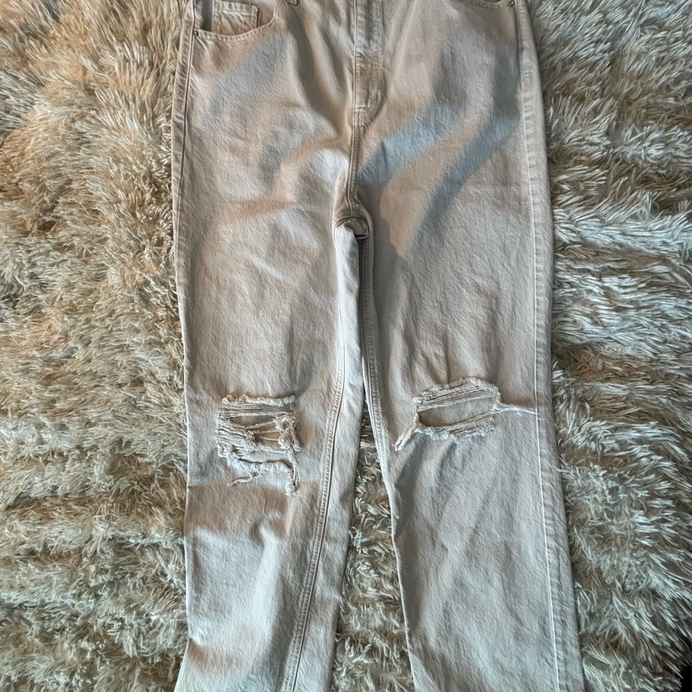 Stylish Tan‎ Distressed Boyfriend Jeans